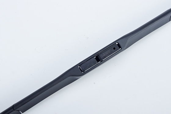 Limpiador de espejo retrovisor de automóvil altamente flexible Mantenga eficientemente la capacidad de limpieza y limpieza para la compatibilidad universal